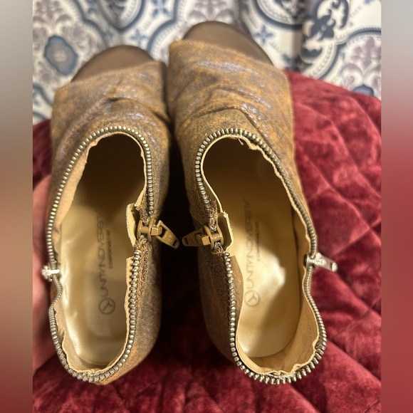 Women’s Unity in Diversity Sage Zipper Bootie Sandal tan & Black Leather size 39 - Picture 5 of 9